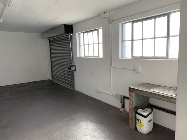 To Let commercial Property for Rent in Maitland Western Cape